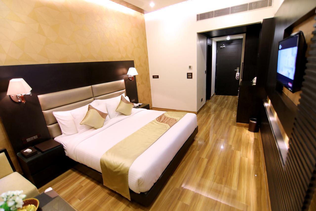 Hotel Grand Orchid Haridwar Bagian luar foto