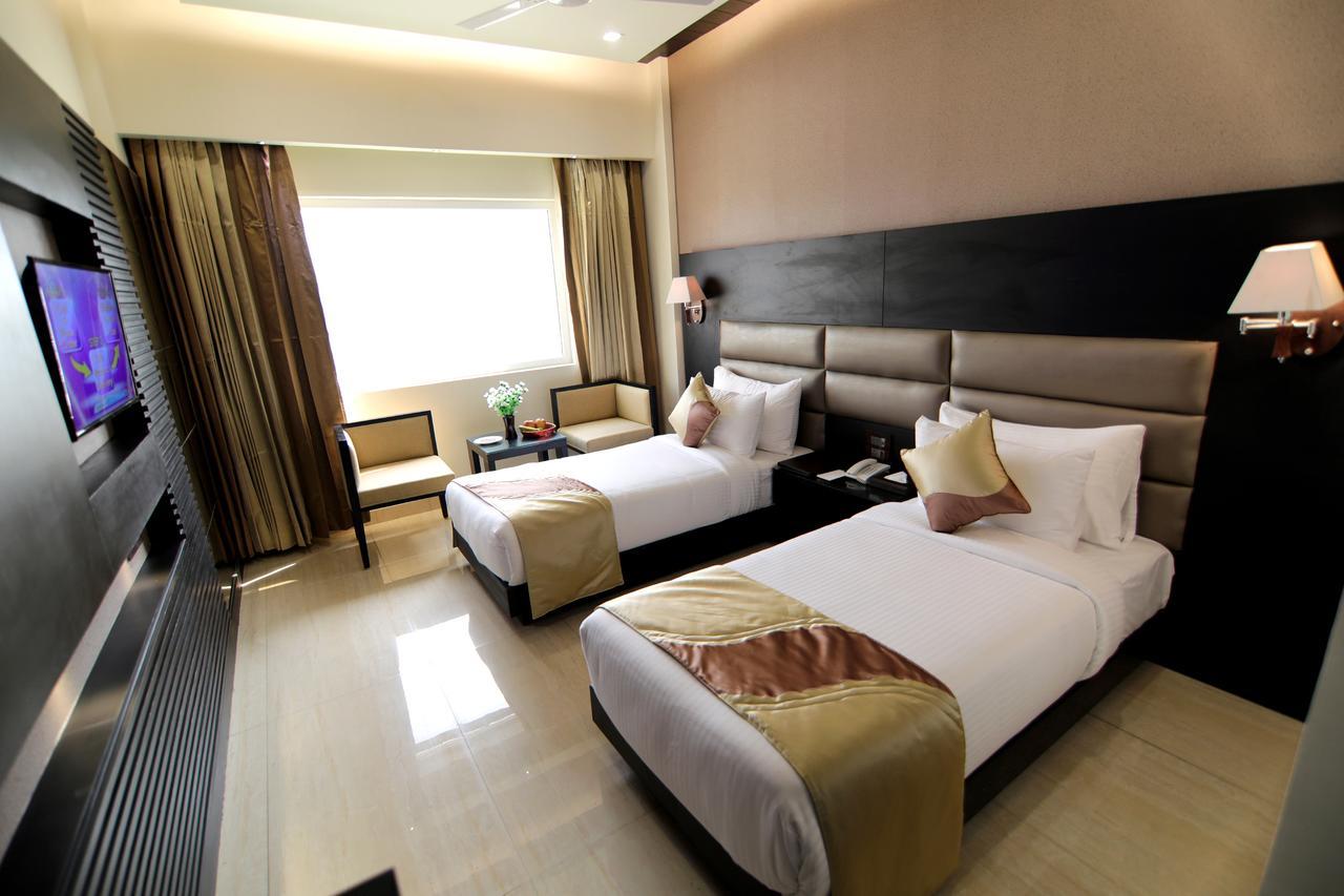 Hotel Grand Orchid Haridwar Bagian luar foto