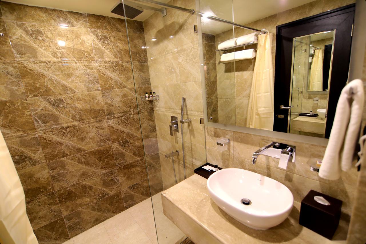 Hotel Grand Orchid Haridwar Bagian luar foto